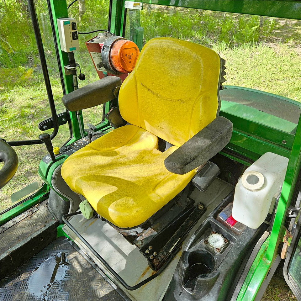 Χλοοκοπτικό John Deere 1565 Series II 4WD: φωτογραφία 10