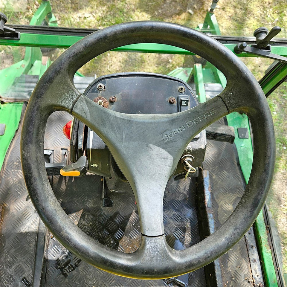 Χλοοκοπτικό John Deere 1565 Series II 4WD: φωτογραφία 13