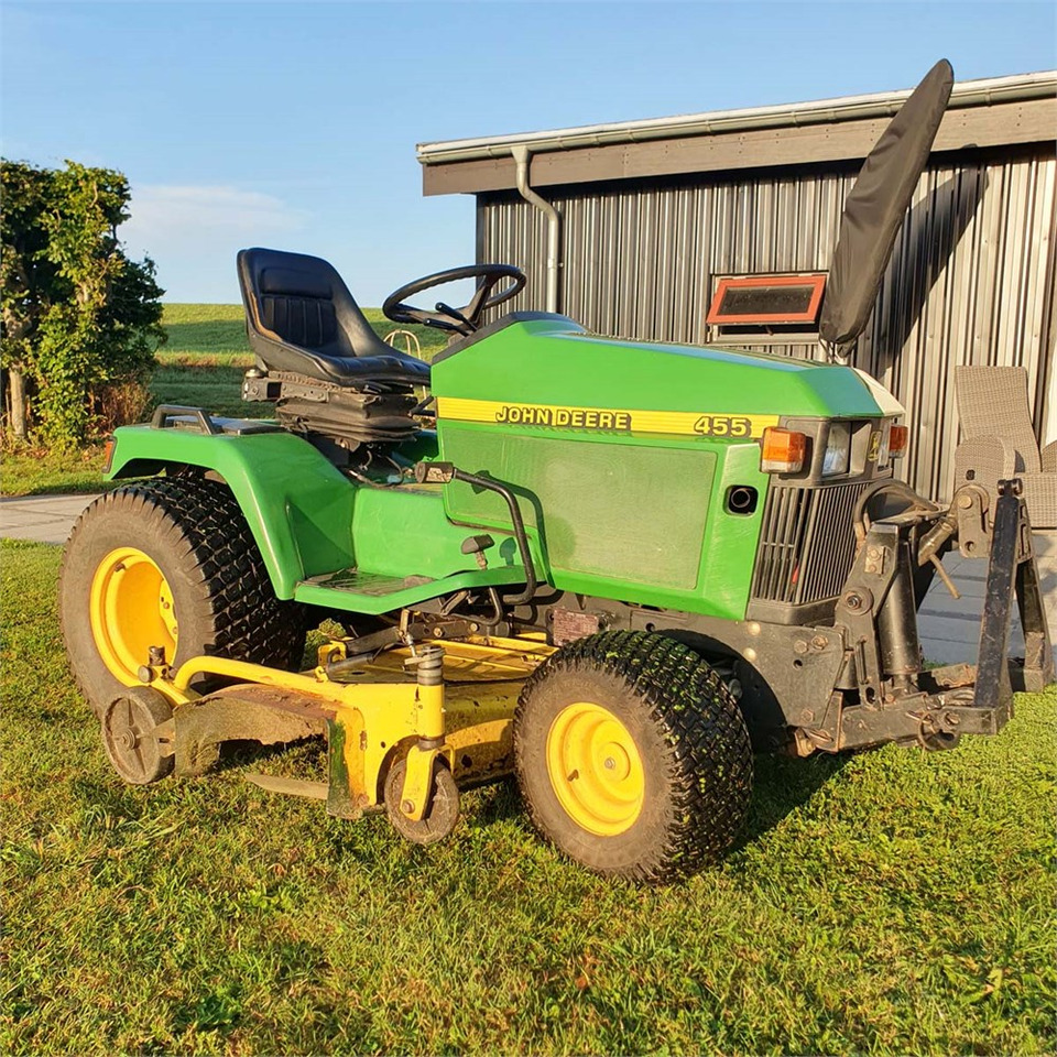 John Deere 455 - Χλοοκοπτικό: φωτογραφία 2 John Deere 455 - Χλοοκοπτικό: φωτογραφία 2