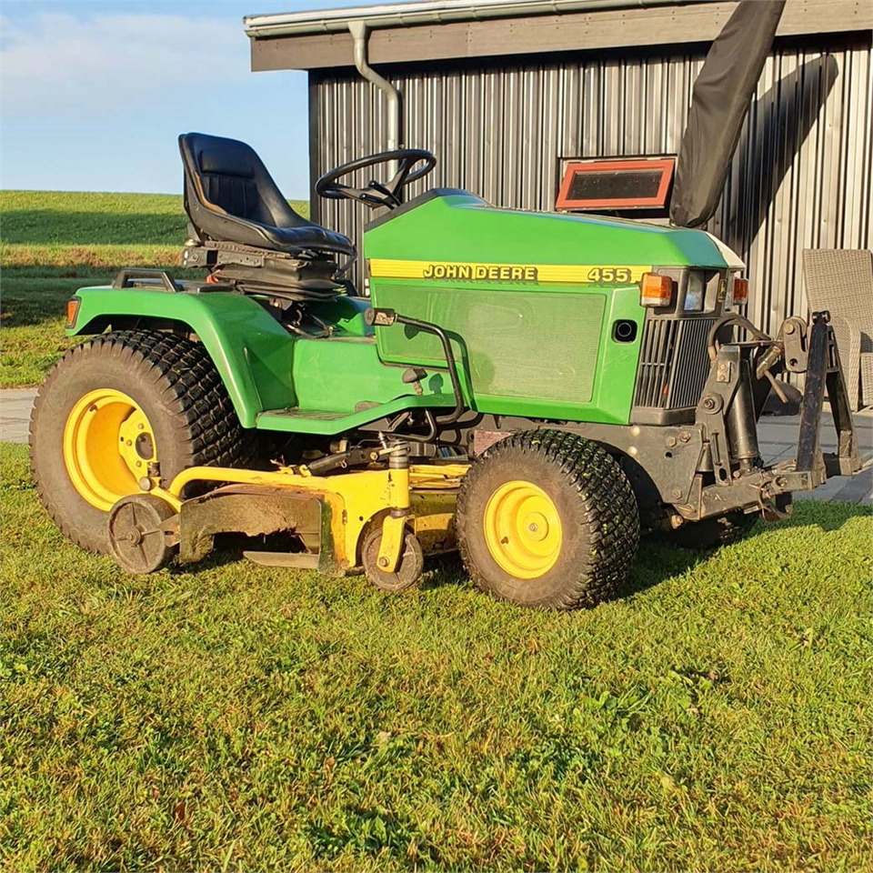 John Deere 455 - Χλοοκοπτικό: φωτογραφία 3 John Deere 455 - Χλοοκοπτικό: φωτογραφία 3