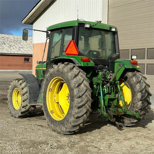 John Deere 6300 - Τρακτέρ: φωτογραφία 3 John Deere 6300 - Τρακτέρ: φωτογραφία 3