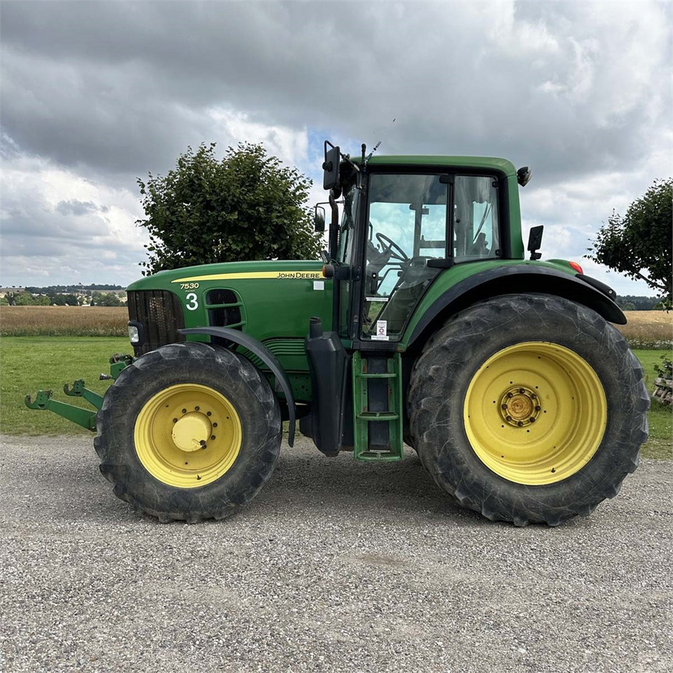 John Deere 7530 - Τρακτέρ: φωτογραφία 5 John Deere 7530 - Τρακτέρ: φωτογραφία 5