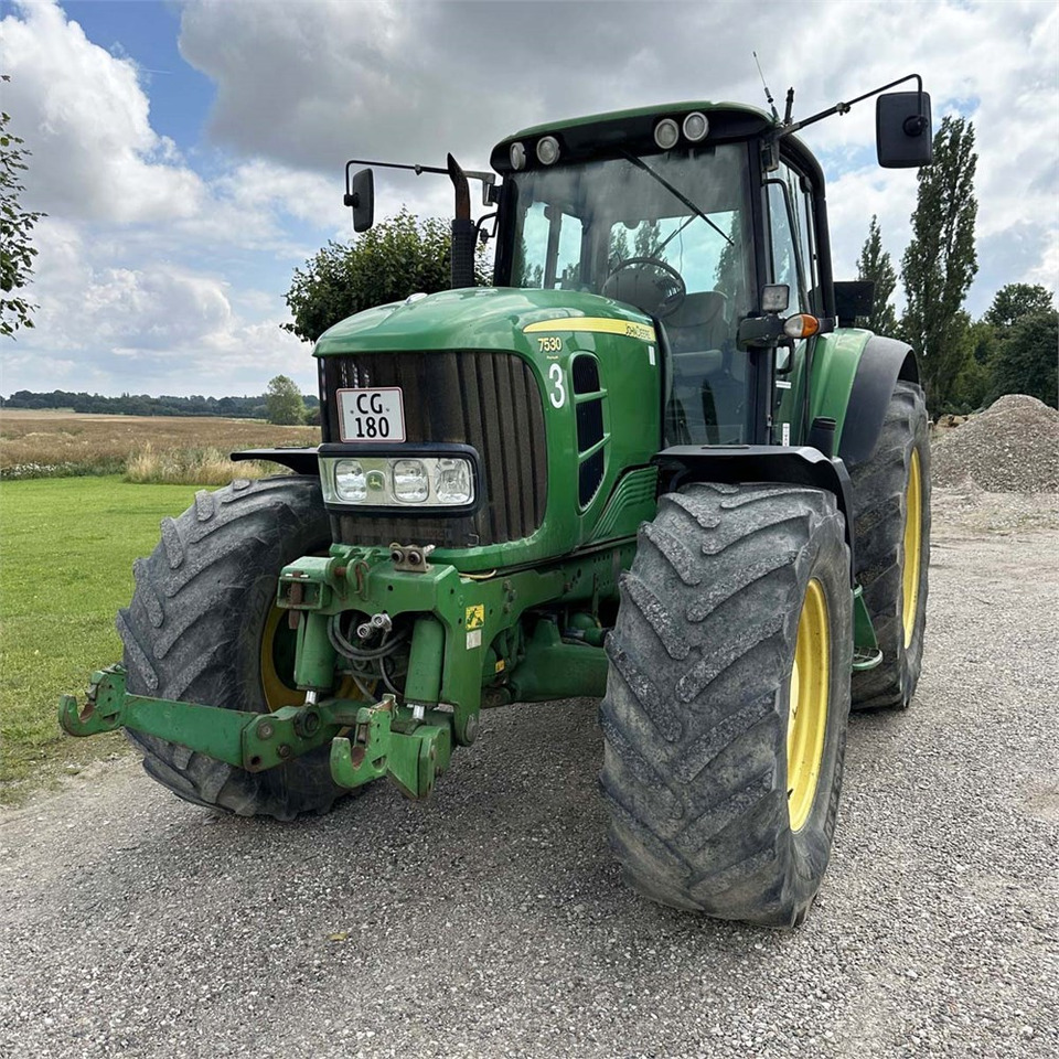 John Deere 7530 - Τρακτέρ: φωτογραφία 3 John Deere 7530 - Τρακτέρ: φωτογραφία 3