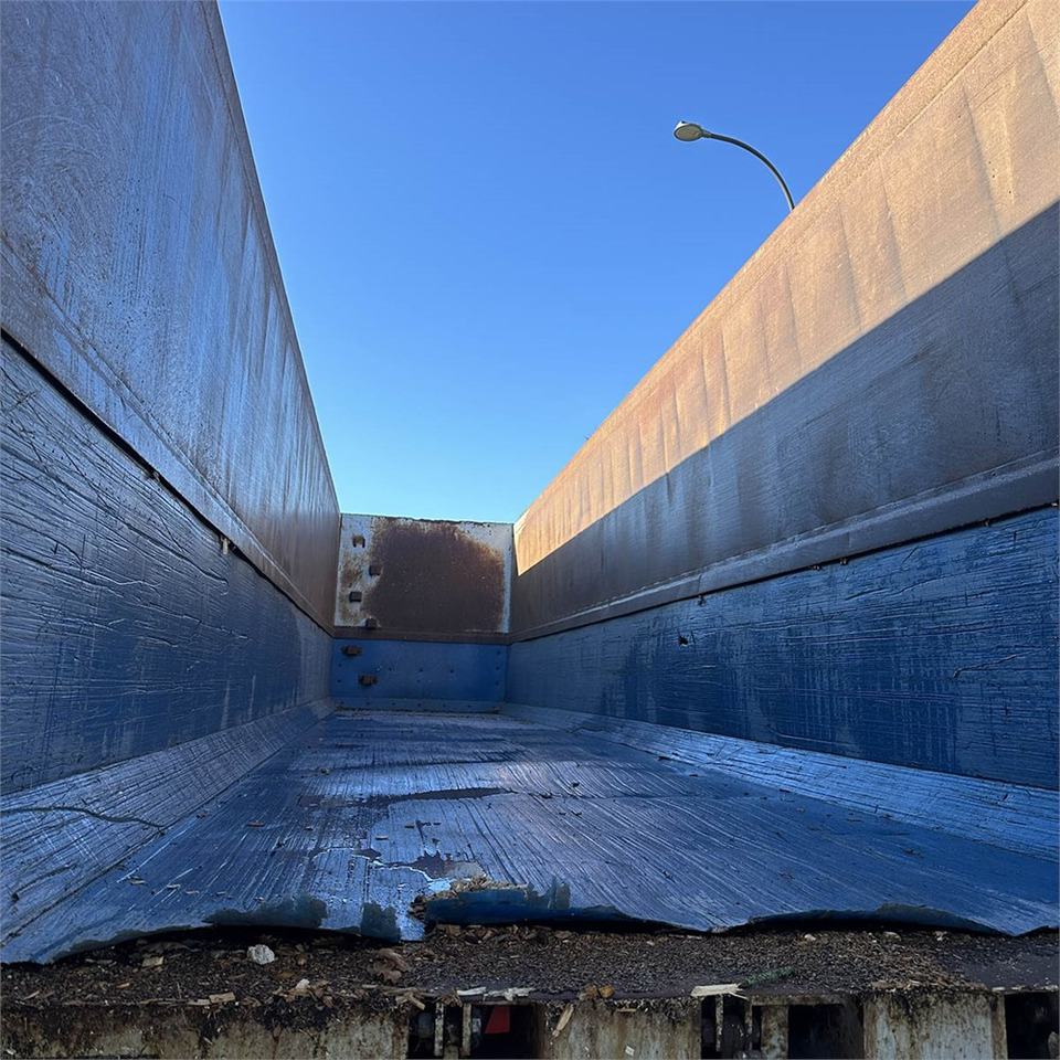 Ρυμούλκα ανατρεπόμενο Kel-Berg T360K 6180: φωτογραφία 11 Ρυμούλκα ανατρεπόμενο Kel-Berg T360K 6180: φωτογραφία 11