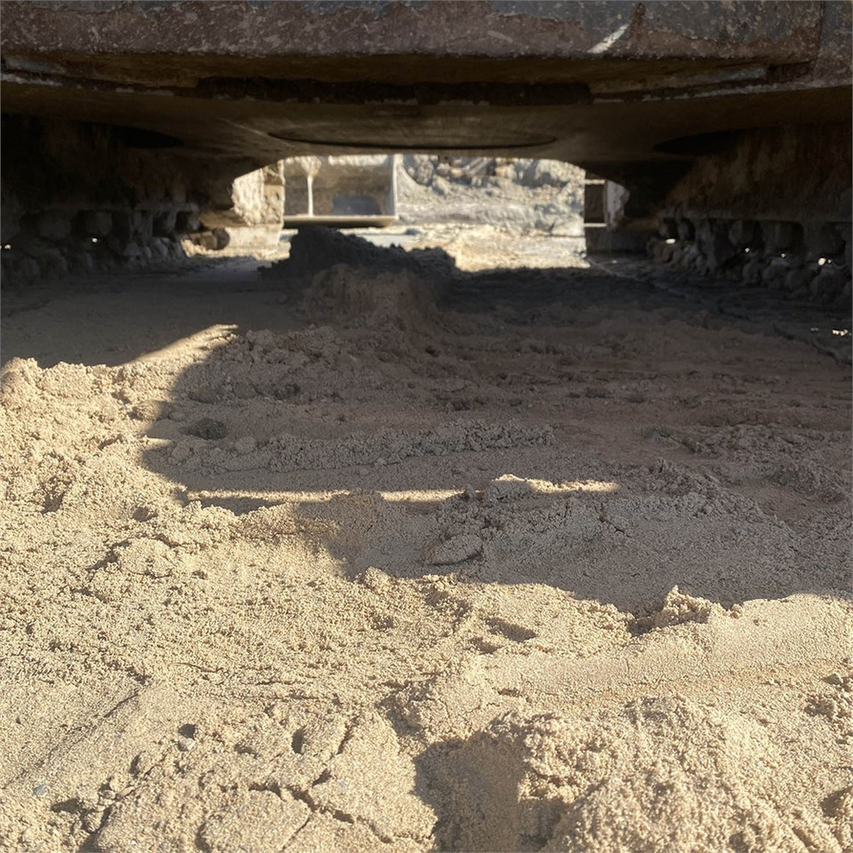 Ερπυστριοφόρος εκσκαφέας Komatsu PC210 LC-8K: φωτογραφία 31
