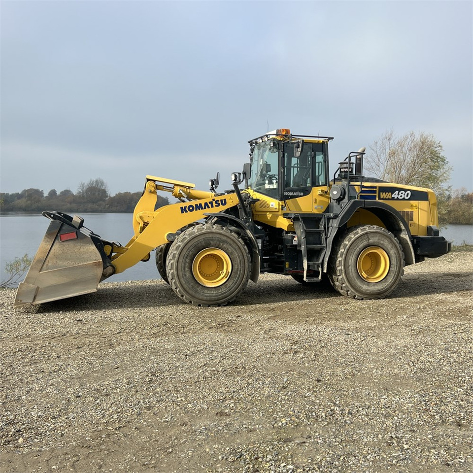 Komatsu WA480-8 - Ελαστιχοφόρος φορτωτής: φωτογραφία 5 Komatsu WA480-8 - Ελαστιχοφόρος φορτωτής: φωτογραφία 5