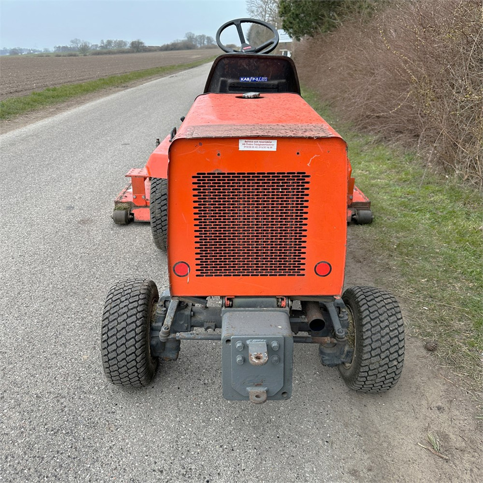 Kubota F2100 - Χλοοκοπτικό: φωτογραφία 4 Kubota F2100 - Χλοοκοπτικό: φωτογραφία 4