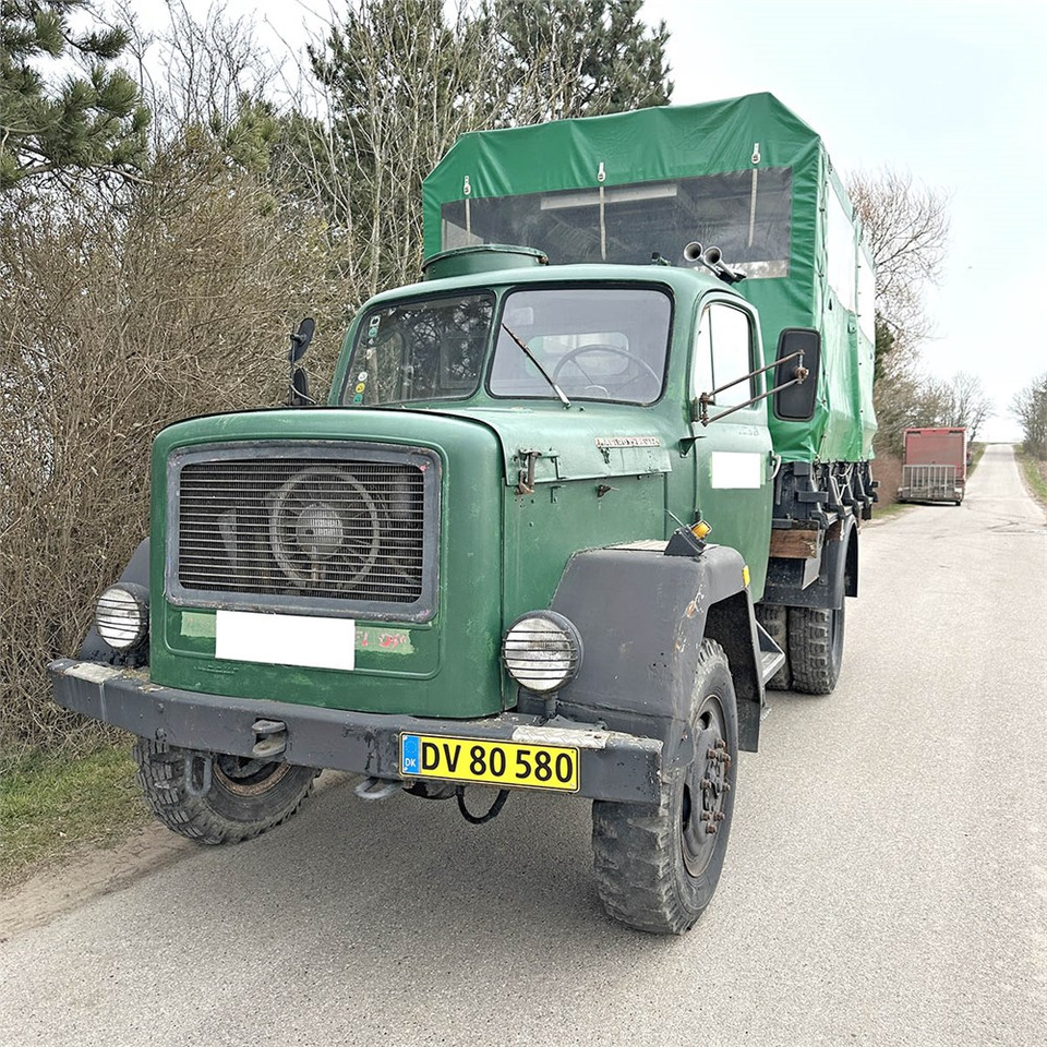 Magirus Deutz 125 A - Φορτηγό μουσαμάς: φωτογραφία 2 Magirus Deutz 125 A - Φορτηγό μουσαμάς: φωτογραφία 2