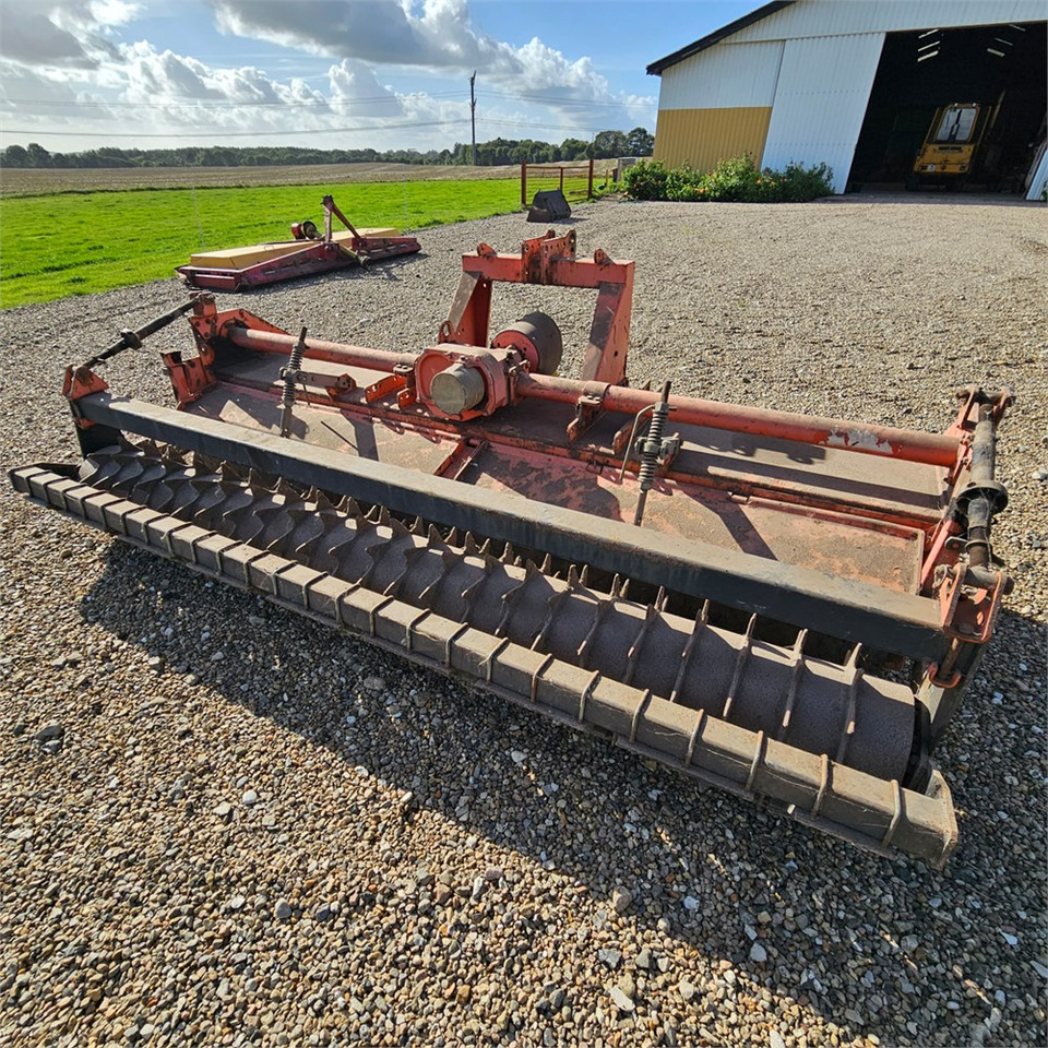 Maschio CB300 - Γεωργική φρέζα: φωτογραφία 1 Maschio CB300 - Γεωργική φρέζα: φωτογραφία 1