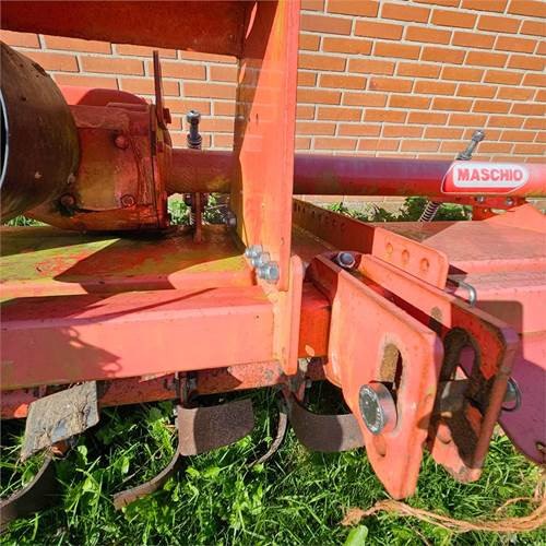 Γεωργική φρέζα Maschio Fresa C 300: φωτογραφία 10 Γεωργική φρέζα Maschio Fresa C 300: φωτογραφία 10