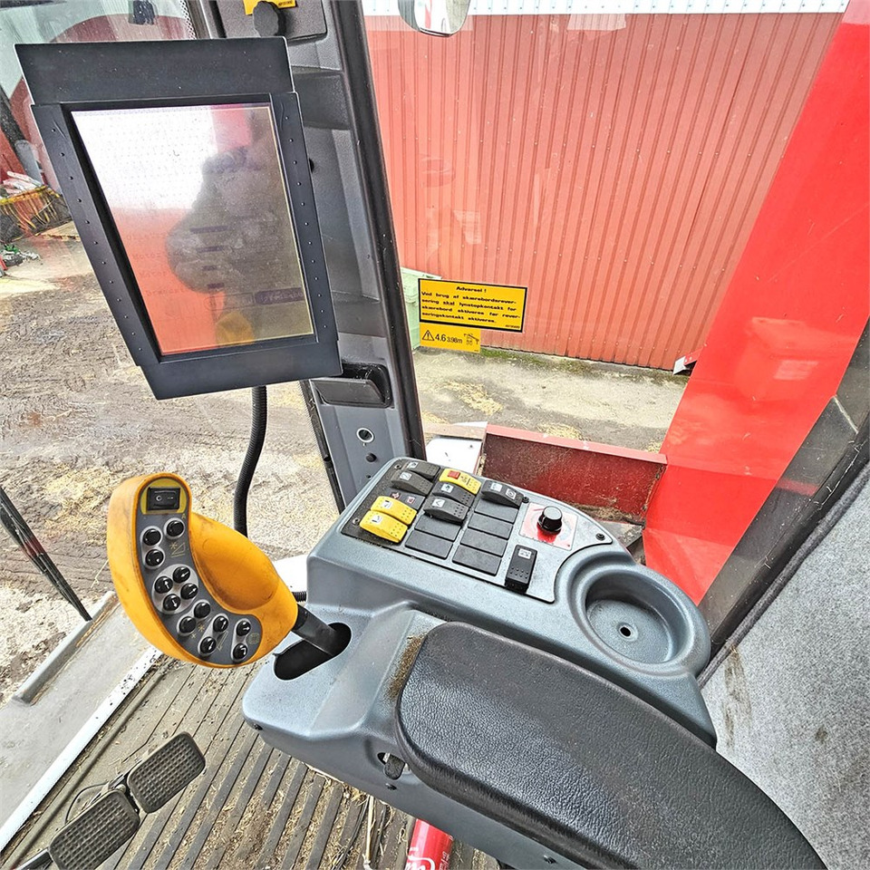 Μηχανή συγκομιδής Massey Ferguson 7282 Centora: φωτογραφία 10