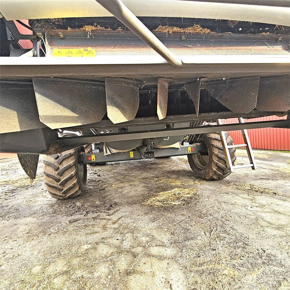 Μηχανή συγκομιδής Massey Ferguson 7282 Centora: φωτογραφία 27
