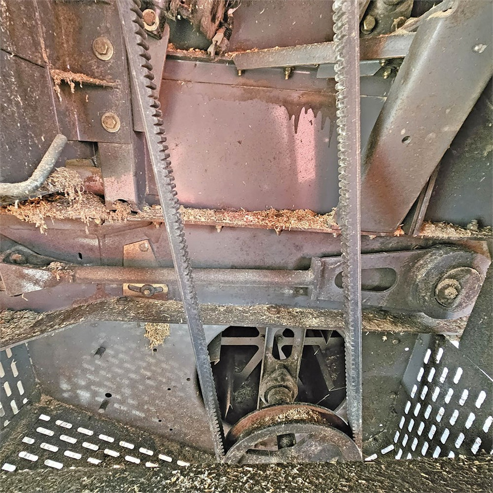 Μηχανή συγκομιδής Massey Ferguson 7282 Centora: φωτογραφία 33