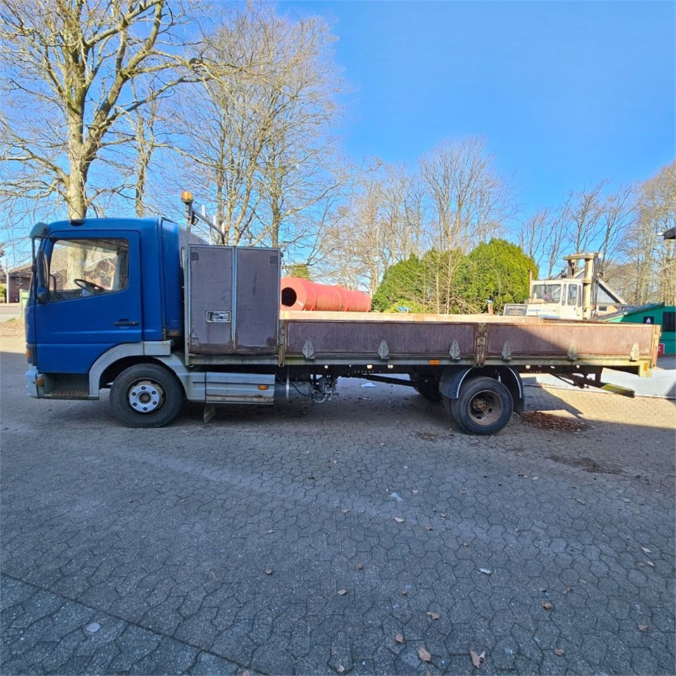 Mercedes ATEGO 817 - Φορτηγό με ανοιχτή καρότσα: φωτογραφία 2 Mercedes ATEGO 817 - Φορτηγό με ανοιχτή καρότσα: φωτογραφία 2