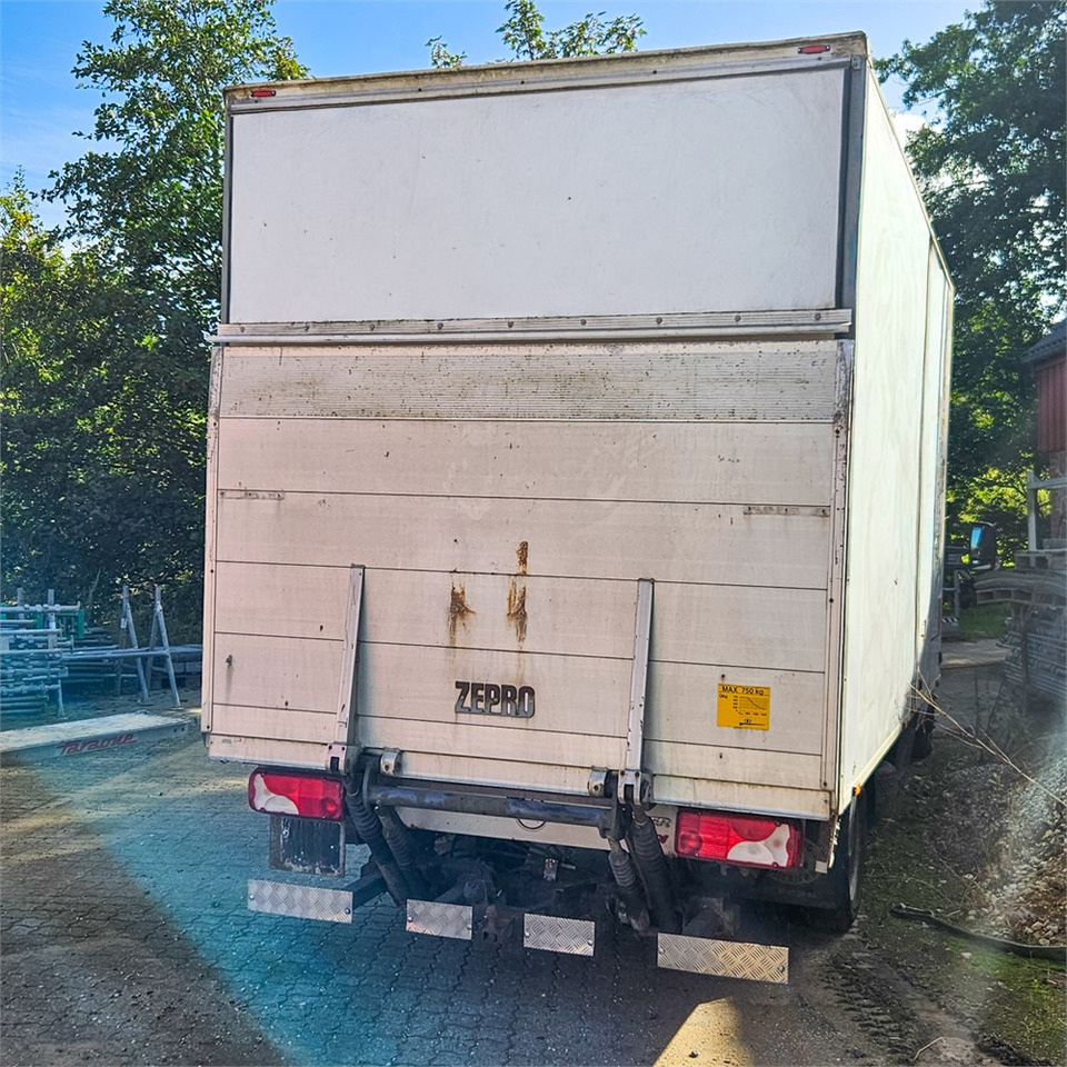 Mercedes Sprinter 515 Cdi - Επαγγελματικό αυτοκίνητο κόφα: φωτογραφία 4 Mercedes Sprinter 515 Cdi - Επαγγελματικό αυτοκίνητο κόφα: φωτογραφία 4