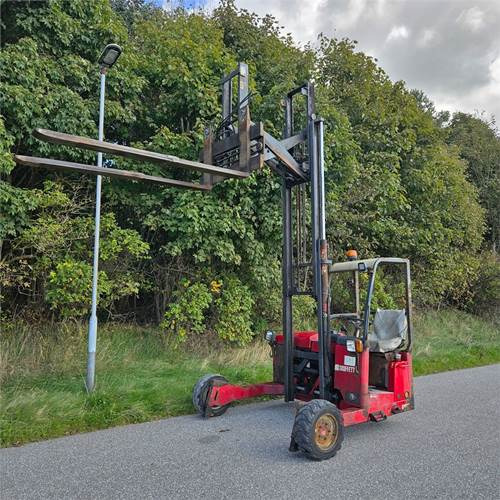 Moffett M4 25.3 - Περονοφόρο επί φορτηγού: φωτογραφία 3 Moffett M4 25.3 - Περονοφόρο επί φορτηγού: φωτογραφία 3