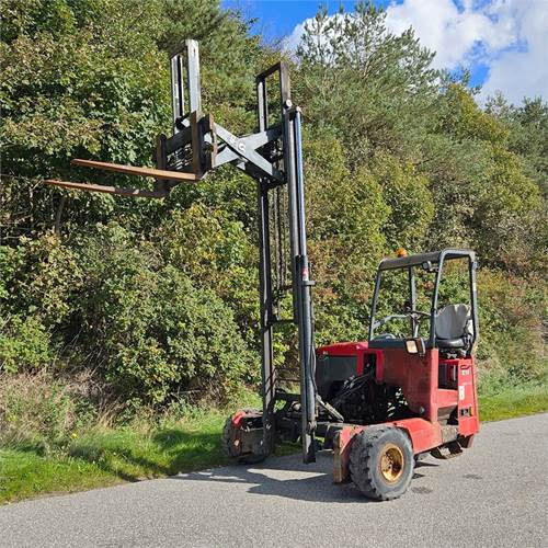 Moffett M5 25 - Περονοφόρο επί φορτηγού: φωτογραφία 2 Moffett M5 25 - Περονοφόρο επί φορτηγού: φωτογραφία 2