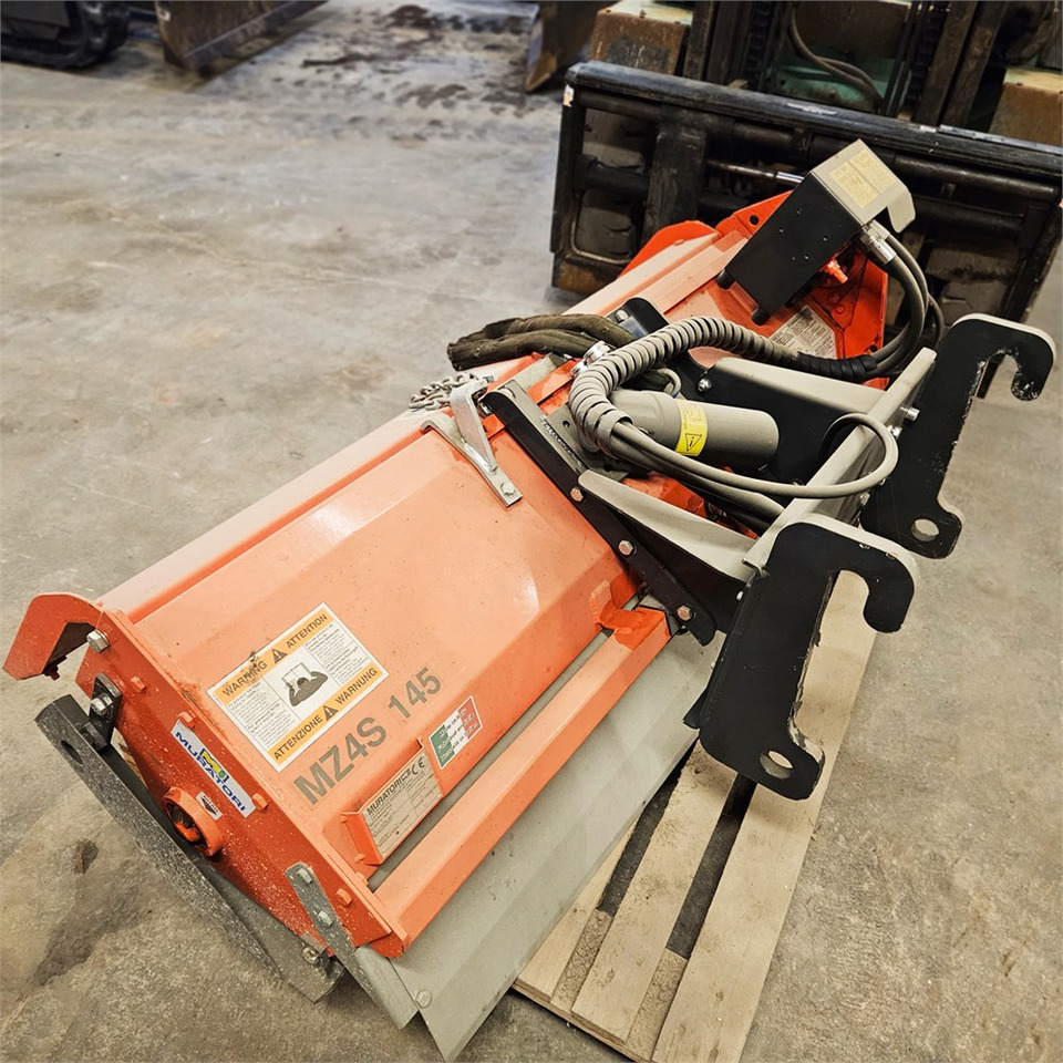 Muratori MZ4S 145 - Γεωργική φρέζα: φωτογραφία 4 Muratori MZ4S 145 - Γεωργική φρέζα: φωτογραφία 4