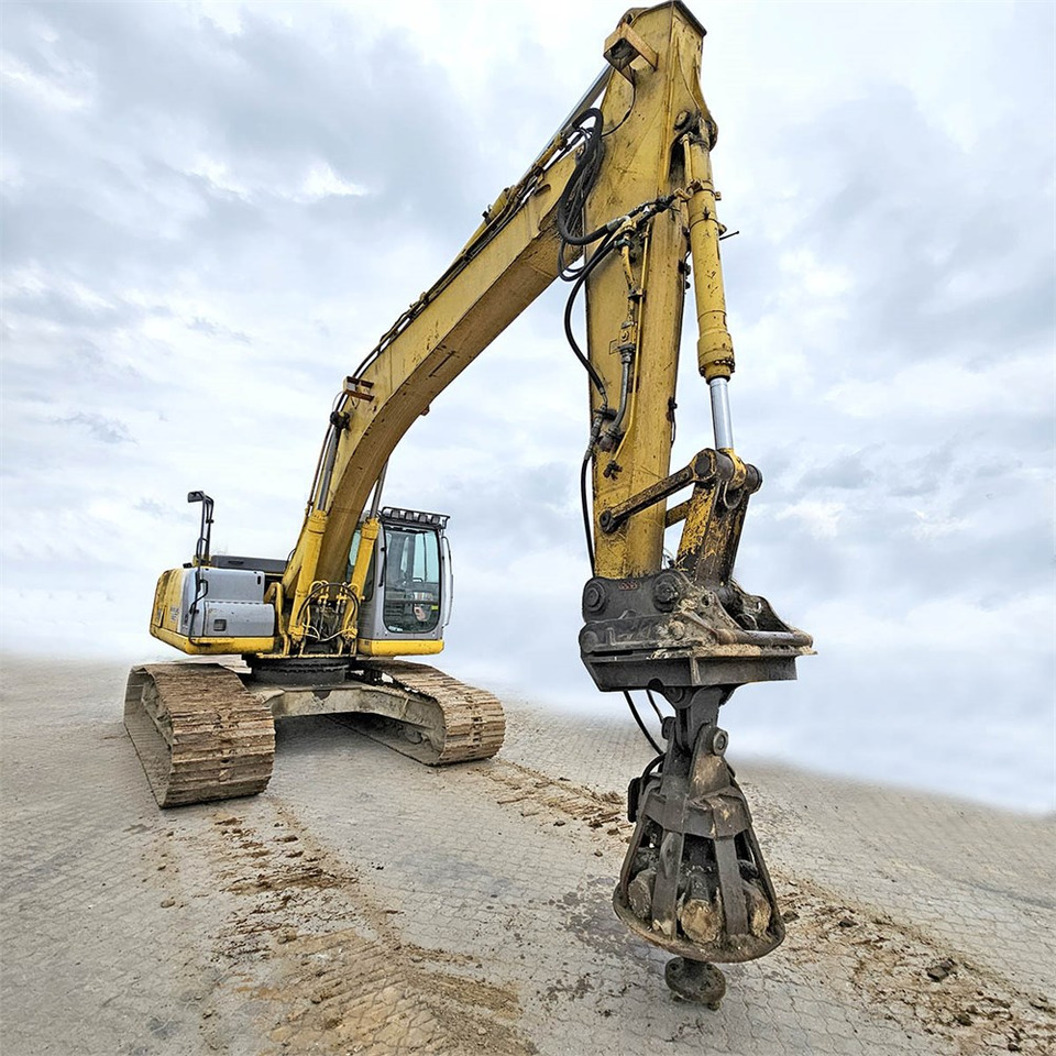 New Holland E265 - Ερπυστριοφόρος εκσκαφέας: φωτογραφία 5 New Holland E265 - Ερπυστριοφόρος εκσκαφέας: φωτογραφία 5