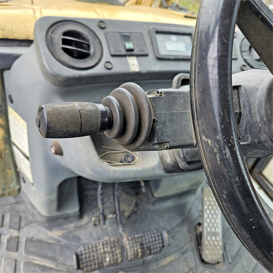 Φορτωτής εκσκαφέας New Holland LB115: φωτογραφία 19