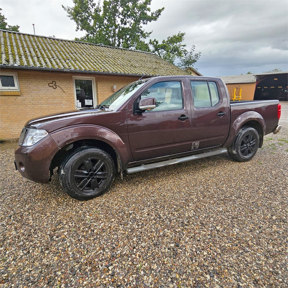 Nissan Navara 2,5 Dci Dc 4wd - Ημιφορτηγό: φωτογραφία 1 Nissan Navara 2,5 Dci Dc 4wd - Ημιφορτηγό: φωτογραφία 1