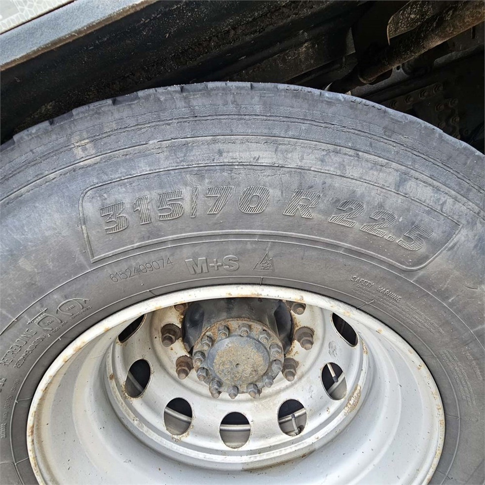 Φορτηγό φόρτωσης γάντζου Renault D 26 Wide: φωτογραφία 42