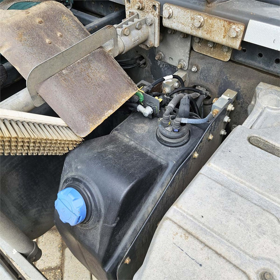 Φορτηγό φόρτωσης γάντζου Renault D 26 Wide: φωτογραφία 27