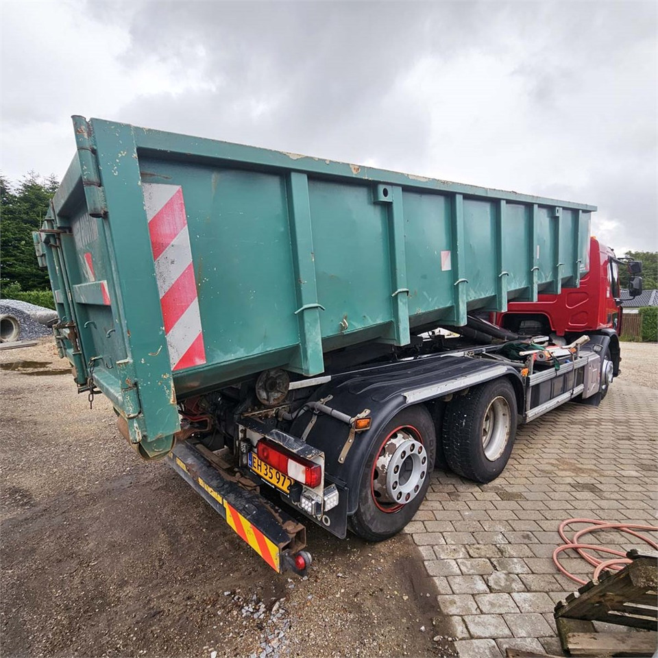 Φορτηγό φόρτωσης γάντζου Renault D 26 Wide: φωτογραφία 6