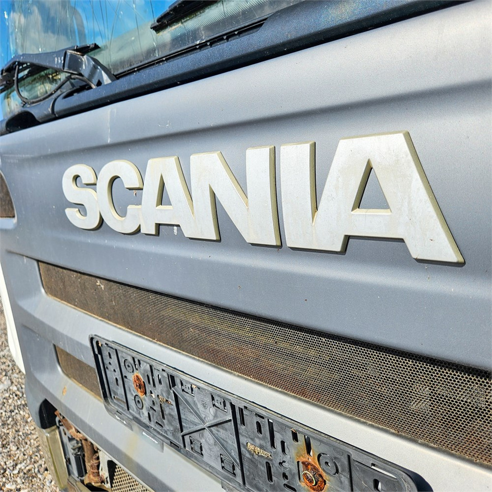 Φορτηγό με σύστημα καλωδίων Scania P310: φωτογραφία 43