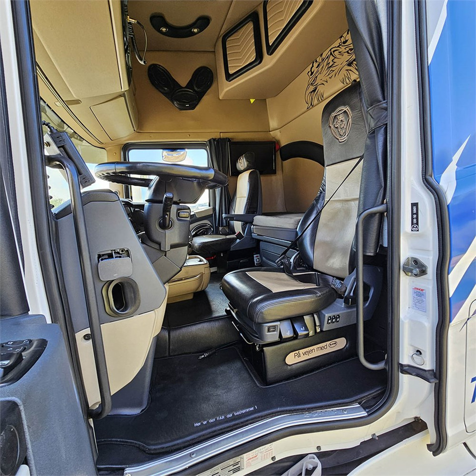 Τράκτορας Scania R 560 LA6X2 4MNB: φωτογραφία 10