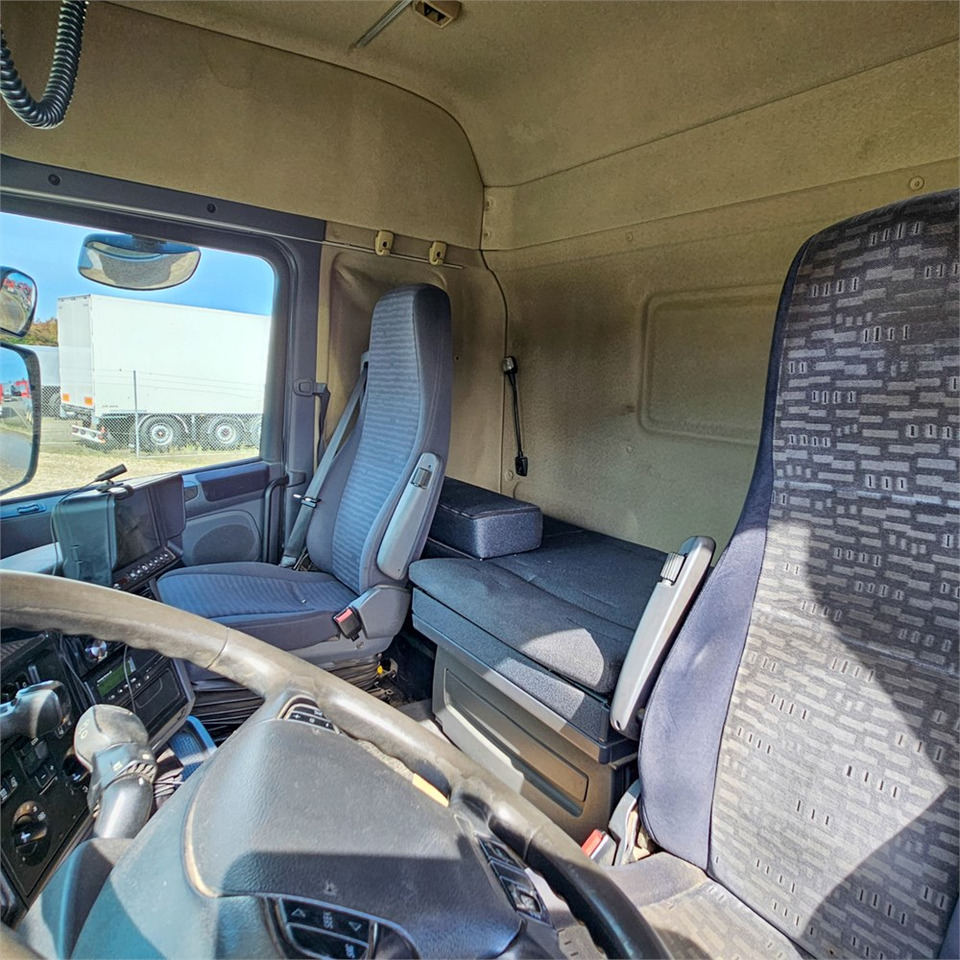 Τράκτορας Scania R470 LA 6x2/4: φωτογραφία 13