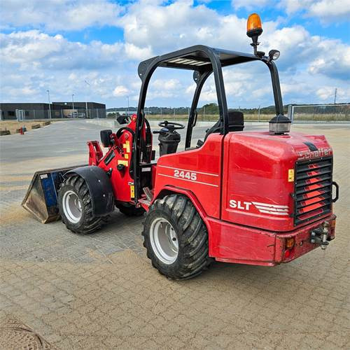 Schaeff 2445 SLT Nordic Heavy Duty - Ελαστιχοφόρος φορτωτής: φωτογραφία 3 Schaeff 2445 SLT Nordic Heavy Duty - Ελαστιχοφόρος φορτωτής: φωτογραφία 3