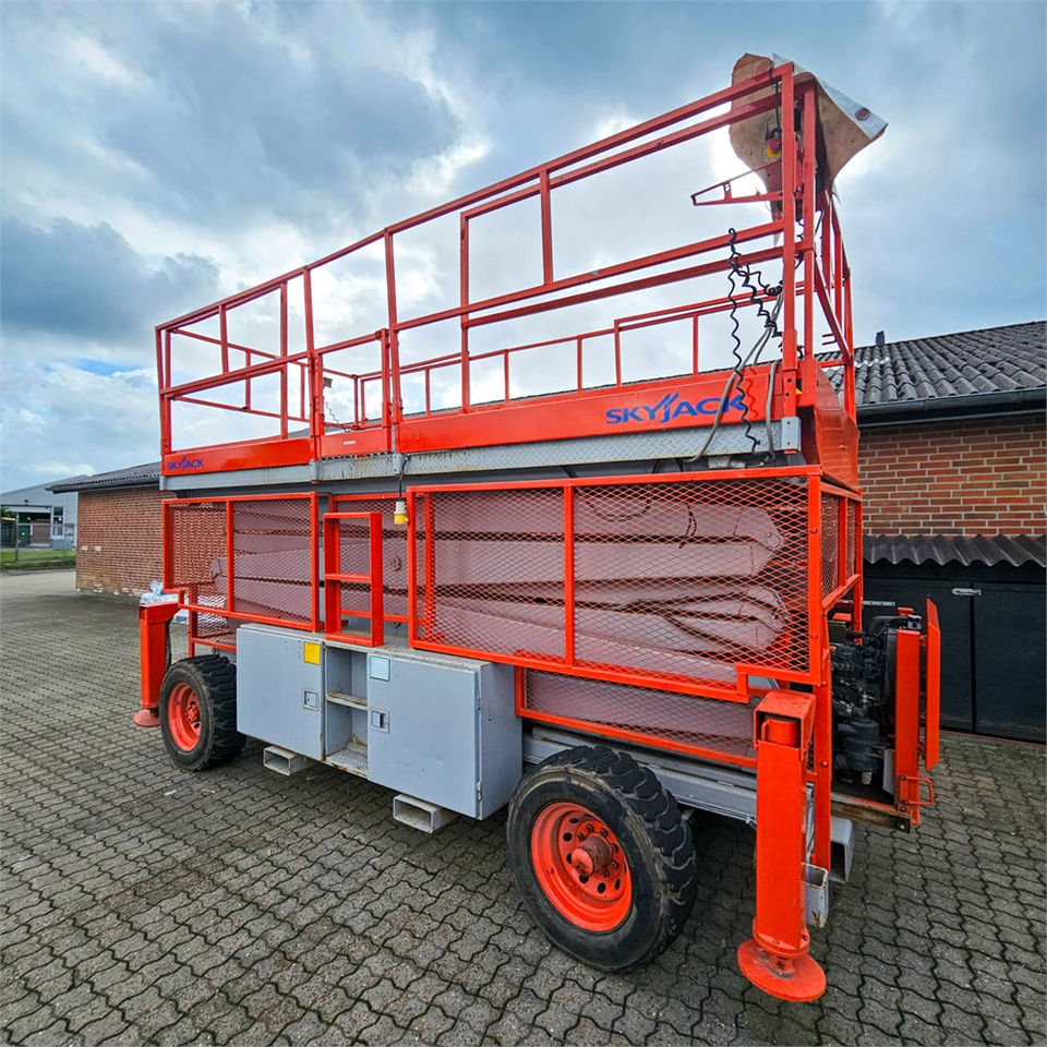 Skyjack SJ9250 - Ψαλιδωτό ανυψωτικό: φωτογραφία 5 Skyjack SJ9250 - Ψαλιδωτό ανυψωτικό: φωτογραφία 5