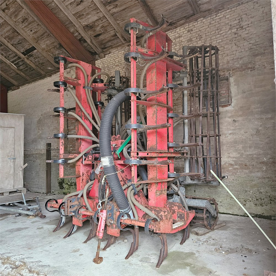 Thyregod FM-8000 Fieldmaster - Μηχανηματα λιπάσματα: φωτογραφία 2 Thyregod FM-8000 Fieldmaster - Μηχανηματα λιπάσματα: φωτογραφία 2