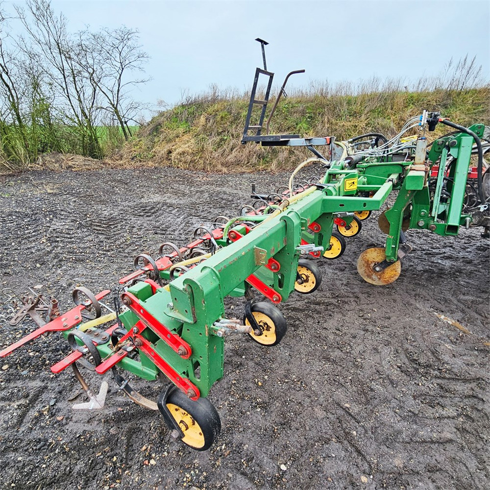 Thyregod Tim - 8 rows - Μηχανήματα σποράς: φωτογραφία 3 Thyregod Tim - 8 rows - Μηχανήματα σποράς: φωτογραφία 3