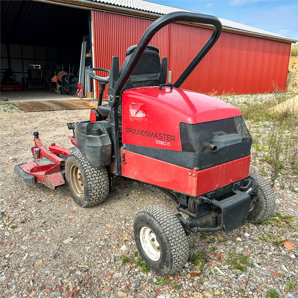 Toro Groundsmaster 3280 D - Χλοοκοπτικό: φωτογραφία 5 Toro Groundsmaster 3280 D - Χλοοκοπτικό: φωτογραφία 5