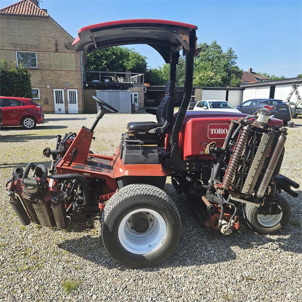 Toro Reelmaster 6700-D - Χλοοκοπτικό: φωτογραφία 5 Toro Reelmaster 6700-D - Χλοοκοπτικό: φωτογραφία 5