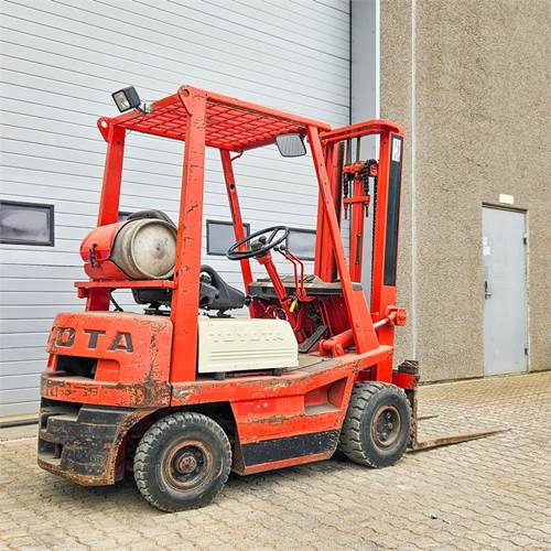 Toyota 42-4FG15 - Περονοφόρο όχημα: φωτογραφία 4 Toyota 42-4FG15 - Περονοφόρο όχημα: φωτογραφία 4