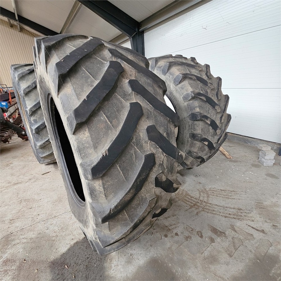 Trelleborg TM900 High Power - Τρακτέρ: φωτογραφία 4 Trelleborg TM900 High Power - Τρακτέρ: φωτογραφία 4