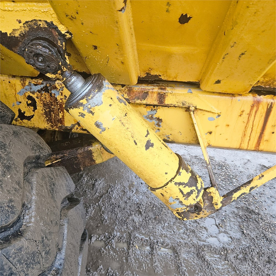 Αρθρωτό φορτηγό Volvo 860S: φωτογραφία 16 Αρθρωτό φορτηγό Volvo 860S: φωτογραφία 16