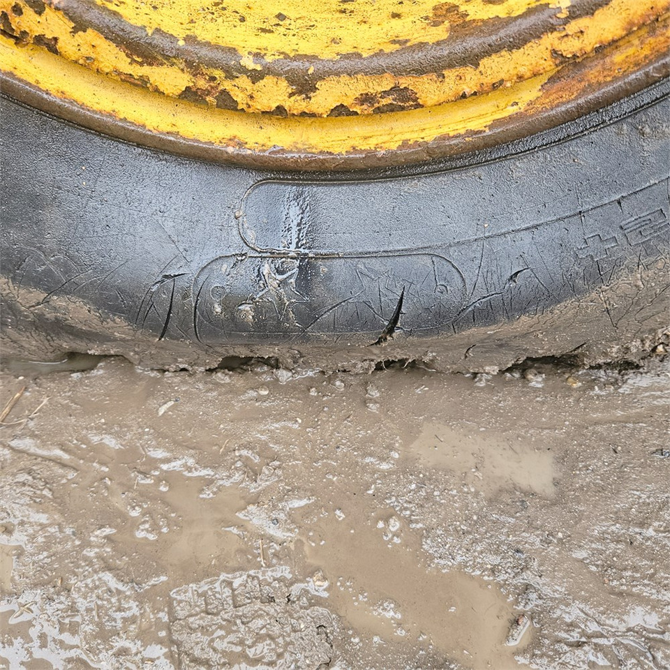 Αρθρωτό φορτηγό Volvo 860S: φωτογραφία 32 Αρθρωτό φορτηγό Volvo 860S: φωτογραφία 32