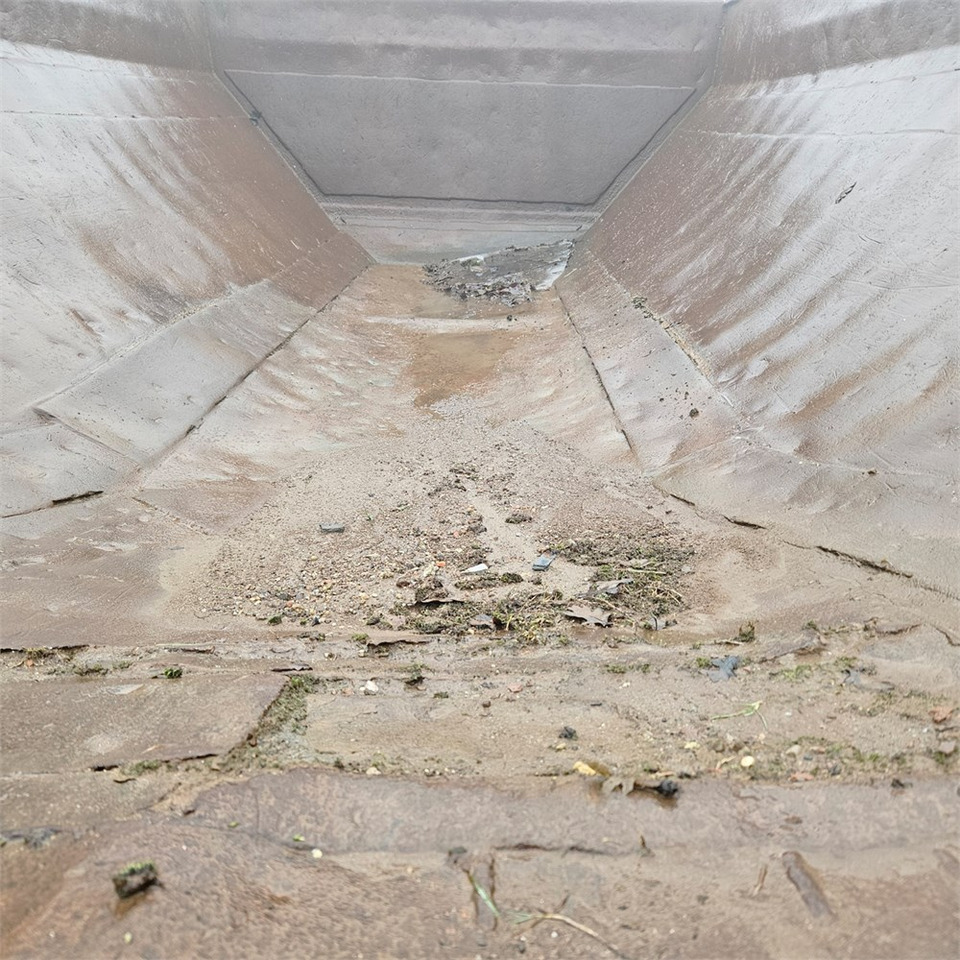 Αρθρωτό φορτηγό Volvo 860S: φωτογραφία 11 Αρθρωτό φορτηγό Volvo 860S: φωτογραφία 11