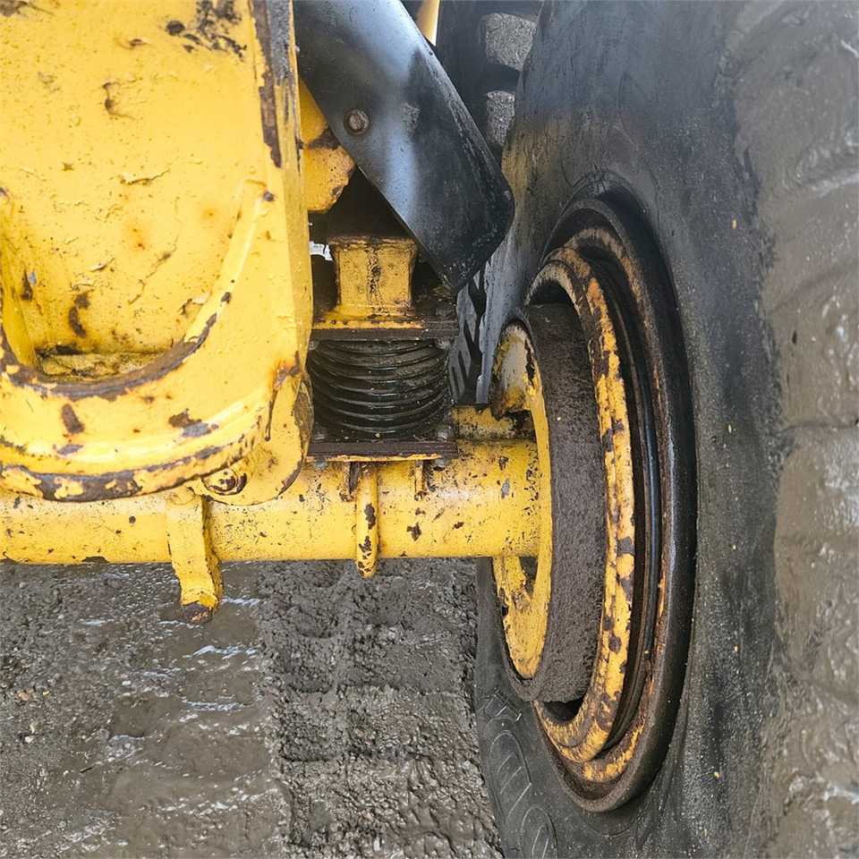 Αρθρωτό φορτηγό Volvo 860S: φωτογραφία 24 Αρθρωτό φορτηγό Volvo 860S: φωτογραφία 24