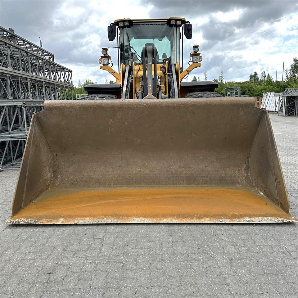 Volvo L120 H - Ελαστιχοφόρος φορτωτής: φωτογραφία 3 Volvo L120 H - Ελαστιχοφόρος φορτωτής: φωτογραφία 3