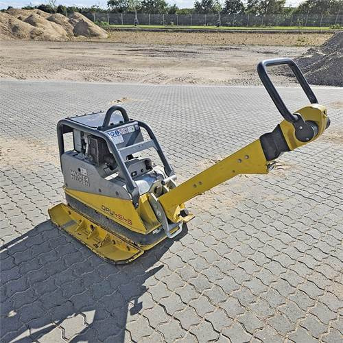Wacker Neuson DPU 4545 - Δονητική πλάκα: φωτογραφία 3 Wacker Neuson DPU 4545 - Δονητική πλάκα: φωτογραφία 3