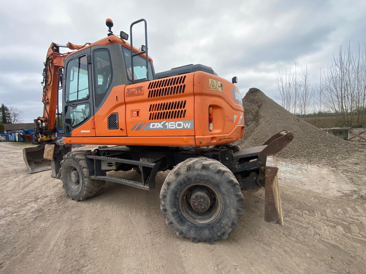 Doosan DX 160W-3 - Τροχοφόρος εκσκαφέας: φωτογραφία 5 Doosan DX 160W-3 - Τροχοφόρος εκσκαφέας: φωτογραφία 5