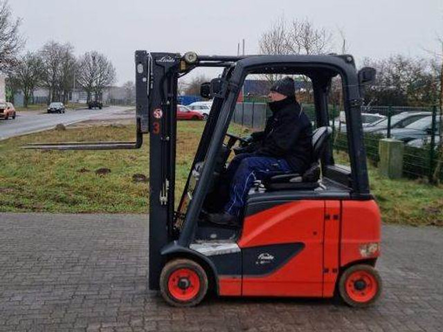 Linde E16PH - Ηλεκτροκίνητο περονοφόρο: φωτογραφία 2 Linde E16PH - Ηλεκτροκίνητο περονοφόρο: φωτογραφία 2