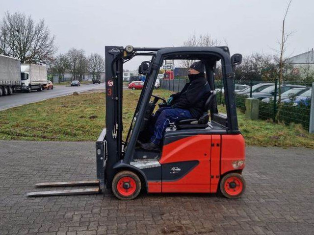 Linde E16PH - Ηλεκτροκίνητο περονοφόρο: φωτογραφία 1 Linde E16PH - Ηλεκτροκίνητο περονοφόρο: φωτογραφία 1
