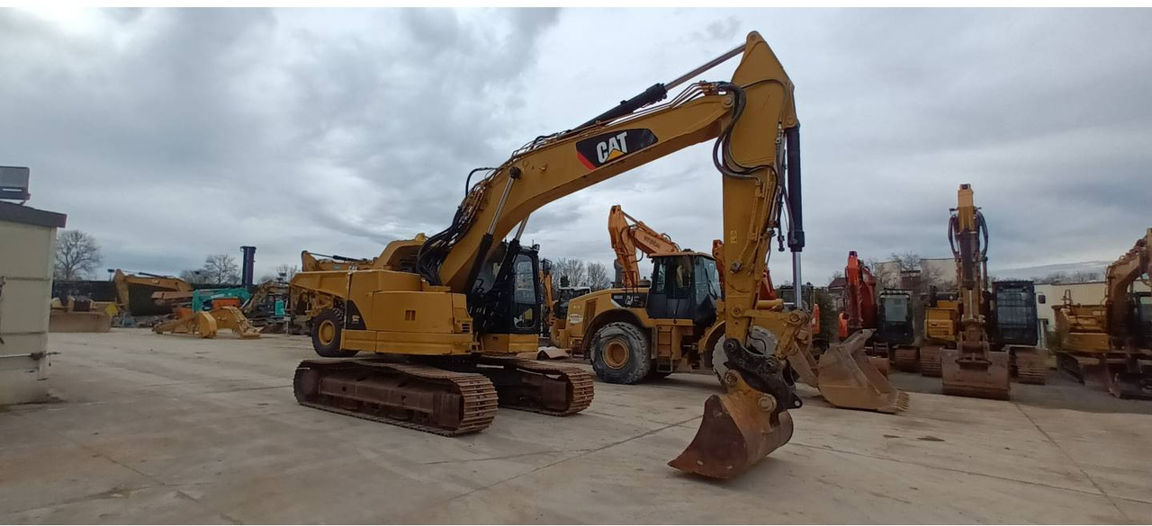 CAT 321D CR - Ερπυστριοφόρος εκσκαφέας: φωτογραφία 2 CAT 321D CR - Ερπυστριοφόρος εκσκαφέας: φωτογραφία 2