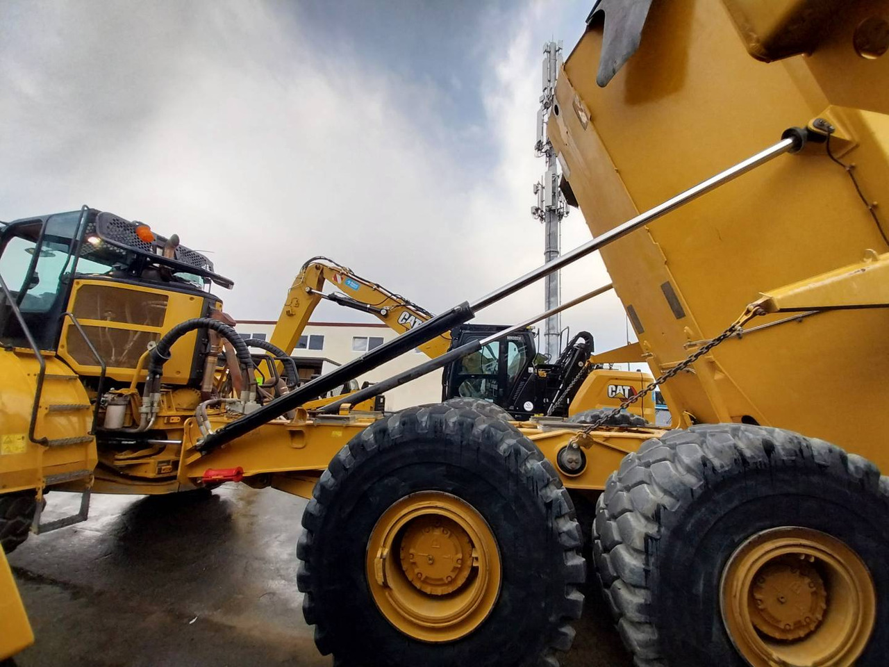 Αρθρωτό φορτηγό CAT 745: φωτογραφία 16